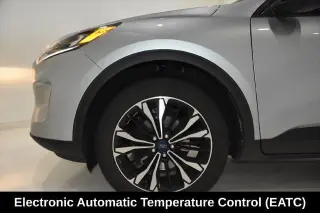 Ford Escape 2022 AWD SE 4p SUV