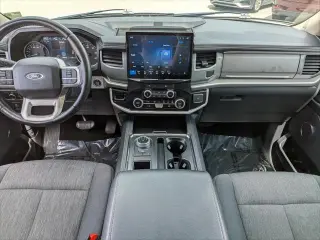 Ford Expedition 2024 4x2 XLT 4dr SUV