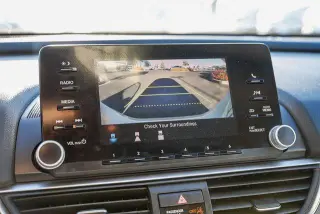 Honda Accord Hybrid 2018 Base 4dr Sedán