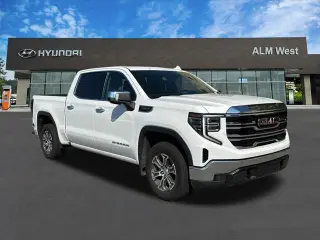 GMC Sierra 1500 2025 4x2 SLT 4p Puerta de Tripulación de 5.8 ft. SB