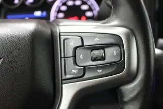 Chevrolet Silverado 1500 2019 4x4 LT 4 puertas Crew Cab 5.8 pies SB