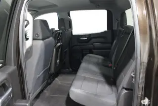 Chevrolet Silverado 1500 2019 4x4 LT 4 puertas Crew Cab 5.8 pies SB