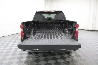 Chevrolet Silverado 1500 2019 4x4 LT 4 puertas Crew Cab 5.8 pies SB