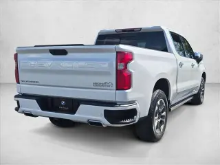 Chevrolet Silverado 1500 2022 4x4 High Country 4dr Crew Cab 5.8 ft. SB