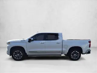Chevrolet Silverado 1500 2022 4x4 High Country 4dr Crew Cab 5.8 ft. SB