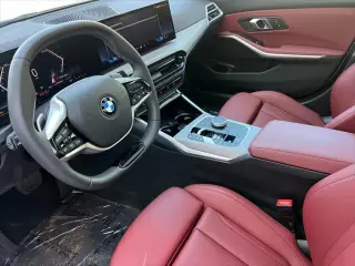 BMW Serie 3 2026 TRACCIÓN EN TODAS LAS RUEDAS 330i xDrive Sedán 4p.