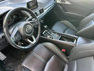 Mazda Mazda3 2018 Touring 4p Hatchback 6M