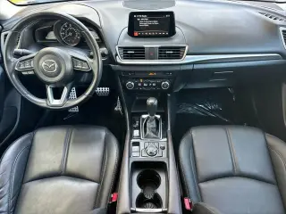 Mazda Mazda3 2018 Touring 4p Hatchback 6M