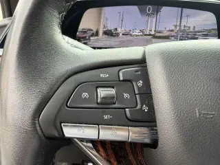 Cadillac Escalade ESV 2023 Luxury 4p SUV