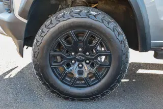 Chevrolet Colorado 2026 4x4 Trail Boss 4p. Cabina de tripulación 4p. 5 ft. SB