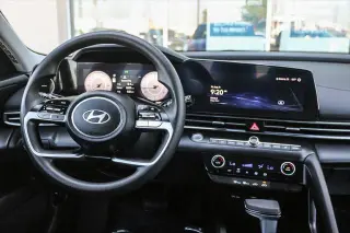 Hyundai ELANTRA 2024 SEL 4dr Sedán
