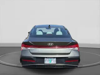 Hyundai ELANTRA 2024 Limited Sedán de 4 puertas