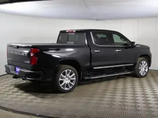 Chevrolet Silverado 1500 2024 4x4 High Country 4dr Crew Cab 5.8 ft. SB
