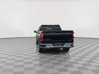 Chevrolet Silverado 1500 2022 4x4 LTZ 4p Crew Cab 5.8 ft. CB