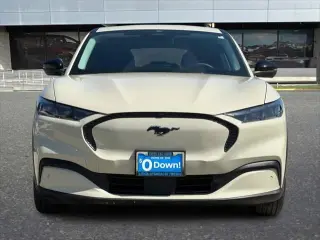 Ford Mustang Mach-E 2025 Select 4dr SUV