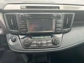 Toyota RAV4 2018 AWD XLE 4dr SUV