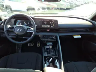 Hyundai ELANTRA 2026 SEL Sport Premium 4dr Sedan