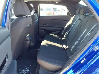 Hyundai ELANTRA 2026 SEL Sport Premium 4p Sedan