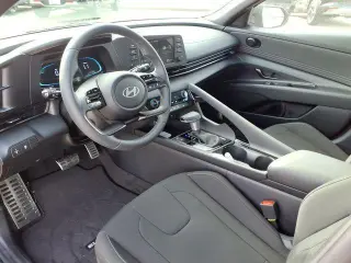 Hyundai ELANTRA 2026 SEL Sport Premium 4dr Sedán
