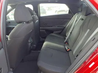 Hyundai ELANTRA 2026 SEL Sport Premium 4dr Sedán