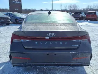 Hyundai ELANTRA 2026 Limited 4dr Sedán