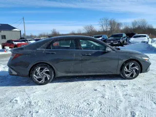 Hyundai ELANTRA 2026 Limited 4dr Sedán