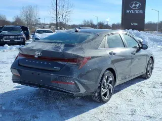 Hyundai ELANTRA 2026 Limited 4dr Sedán