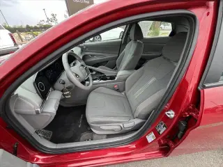 Hyundai ELANTRA Hybrid 2025 SEL Sport 4p Sedan