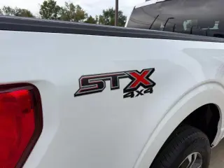 Ford F-150 2023 4x4 XL 4dr SuperCab 6.5 ft. SB