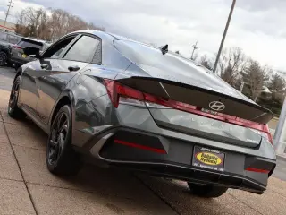 Hyundai ELANTRA 2026 SEL Sport 4dr Sedan