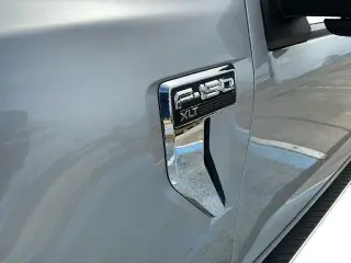 Ford F-150 2022 4x4 XLT 4p SuperCrew 5.5 ft. SB