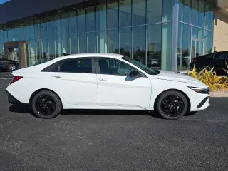 Hyundai ELANTRA 2026 SEL Sport 4p Sedan