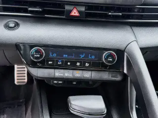 Hyundai ELANTRA 2026 SEL Sport 4dr Sedan
