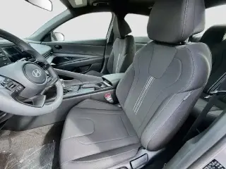Hyundai ELANTRA 2026 SEL Sport 4dr Sedan