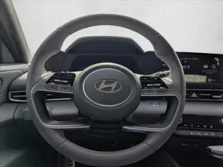 Hyundai ELANTRA 2026 SEL Sport 4dr Sedán