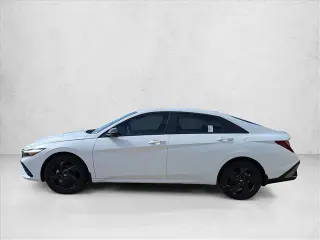 Hyundai ELANTRA 2026 SEL Sport 4dr Sedán