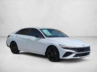 Hyundai ELANTRA 2026 SEL Sport 4dr Sedán