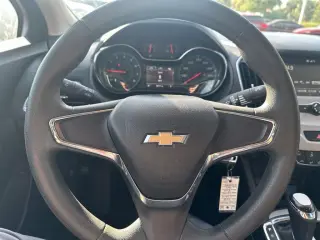 Chevrolet Cruze 2018 LS Auto 4p Sedan