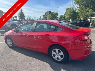 Chevrolet Cruze 2018 LS Auto 4p Sedan