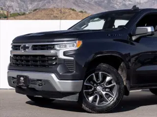 Chevrolet Silverado 1500 2023 4x4 LT 4p Cab de Tripulación 5.8 ft. CB w/1LT
