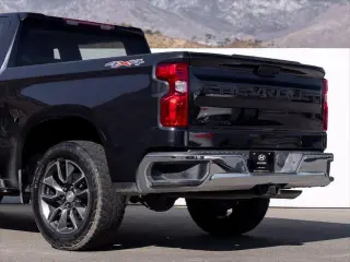 Chevrolet Silverado 1500 2023 4x4 LT 4p Cab de Tripulación 5.8 ft. CB w/1LT
