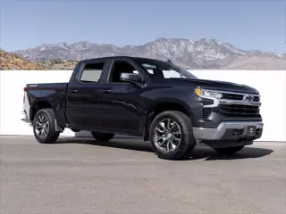 Chevrolet Silverado 1500 2023 4x4 LT 4p Cab de Tripulación 5.8 ft. CB w/1LT