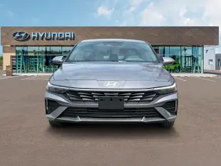 Hyundai ELANTRA 2025 SE 4p Sedan