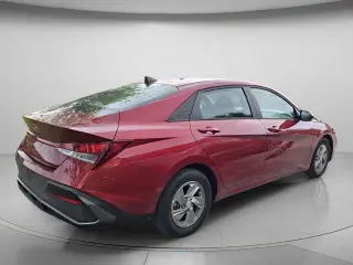 Hyundai ELANTRA 2024 SE 4p Sedan