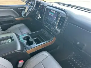 Chevrolet Silverado 1500 2016 4x2 LTZ 4dr Crew Cab 5.8 ft. SB