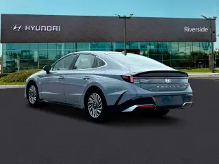 Hyundai SONATA Híbrido 2025 SEL 4p Sedan