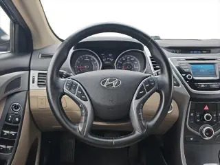 Hyundai ELANTRA 2016 Edición de Valor 4p Sedán 6A