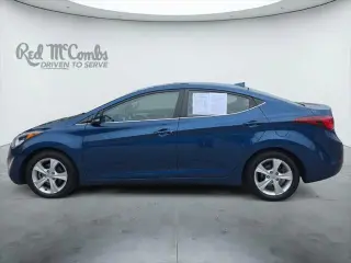 Hyundai ELANTRA 2016 Edición de Valor 4p Sedán 6A