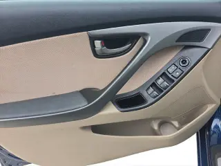 Hyundai ELANTRA 2016 Edición de Valor 4p Sedán 6A