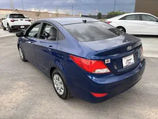 Hyundai ACCENT 2016 SE 4dr Sedán 6A